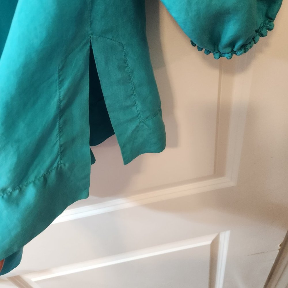 Blouse - Picture 2 of 3